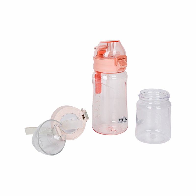 La botella de agua de plástico para niños es práctica y de seguridad